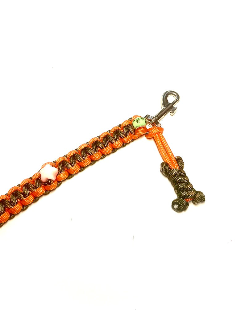 Laisse pour chien en paracorde faite main à Marseille - Zékia accessoires artisanaux
