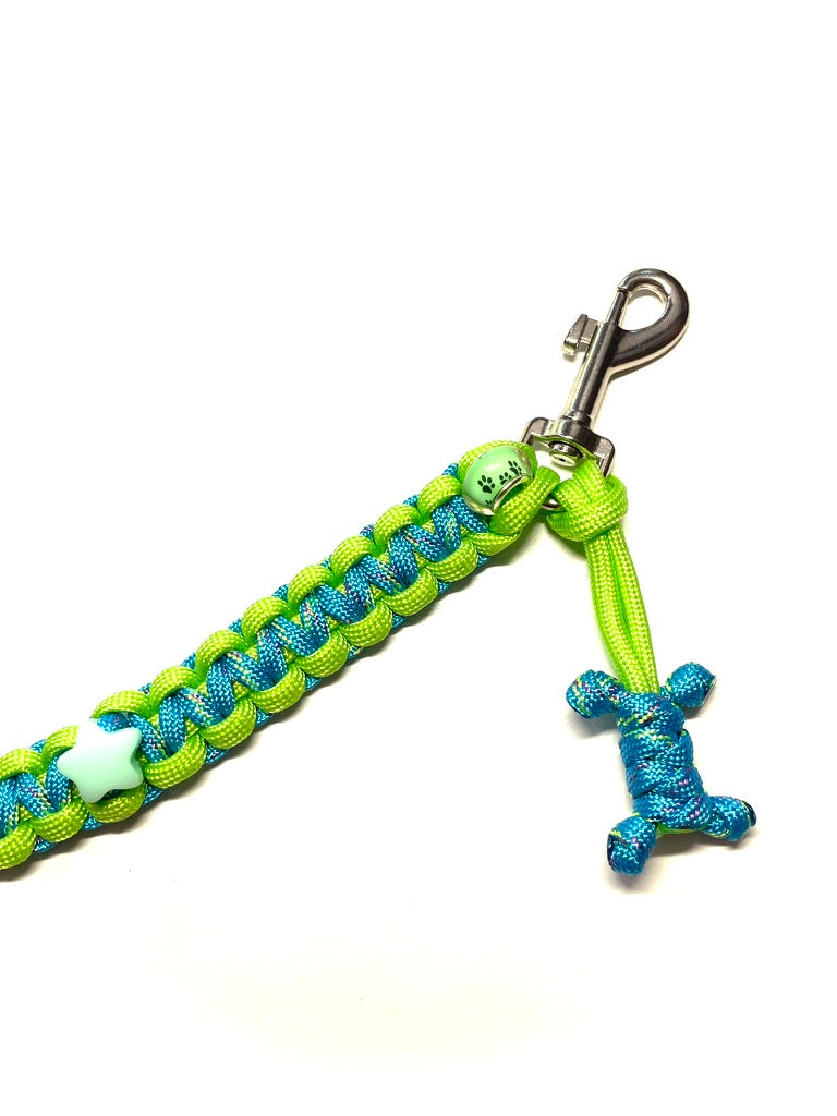 Laisse pour chien en paracorde faite main à Marseille - Zékia accessoires artisanaux