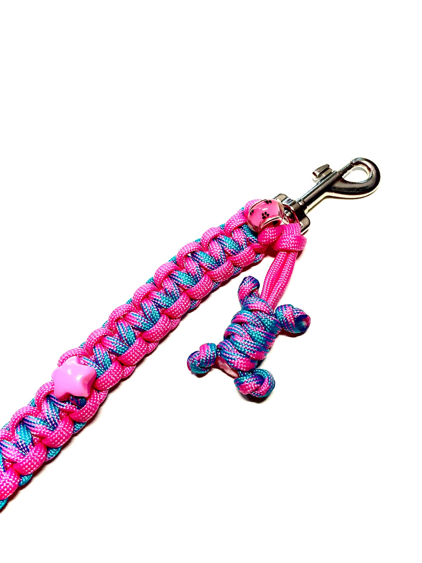 Laisse pour chien en paracorde faite main à Marseille - Zékia accessoires artisanaux