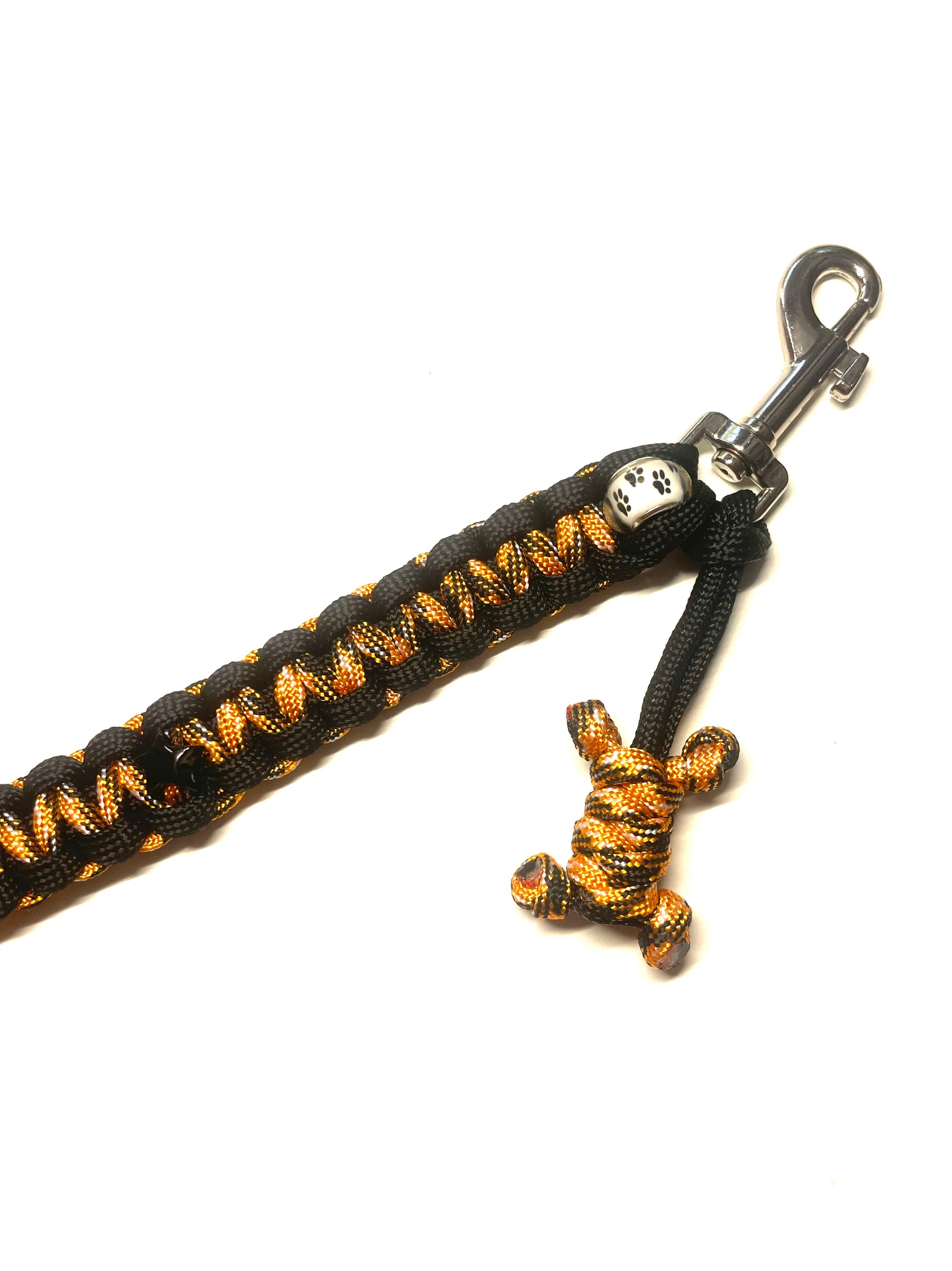 Laisse pour chien en paracorde faite main à Marseille - Zékia accessoires artisanaux