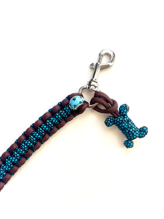 Laisse pour chien en paracorde faite main à Marseille - Zékia accessoires artisanaux