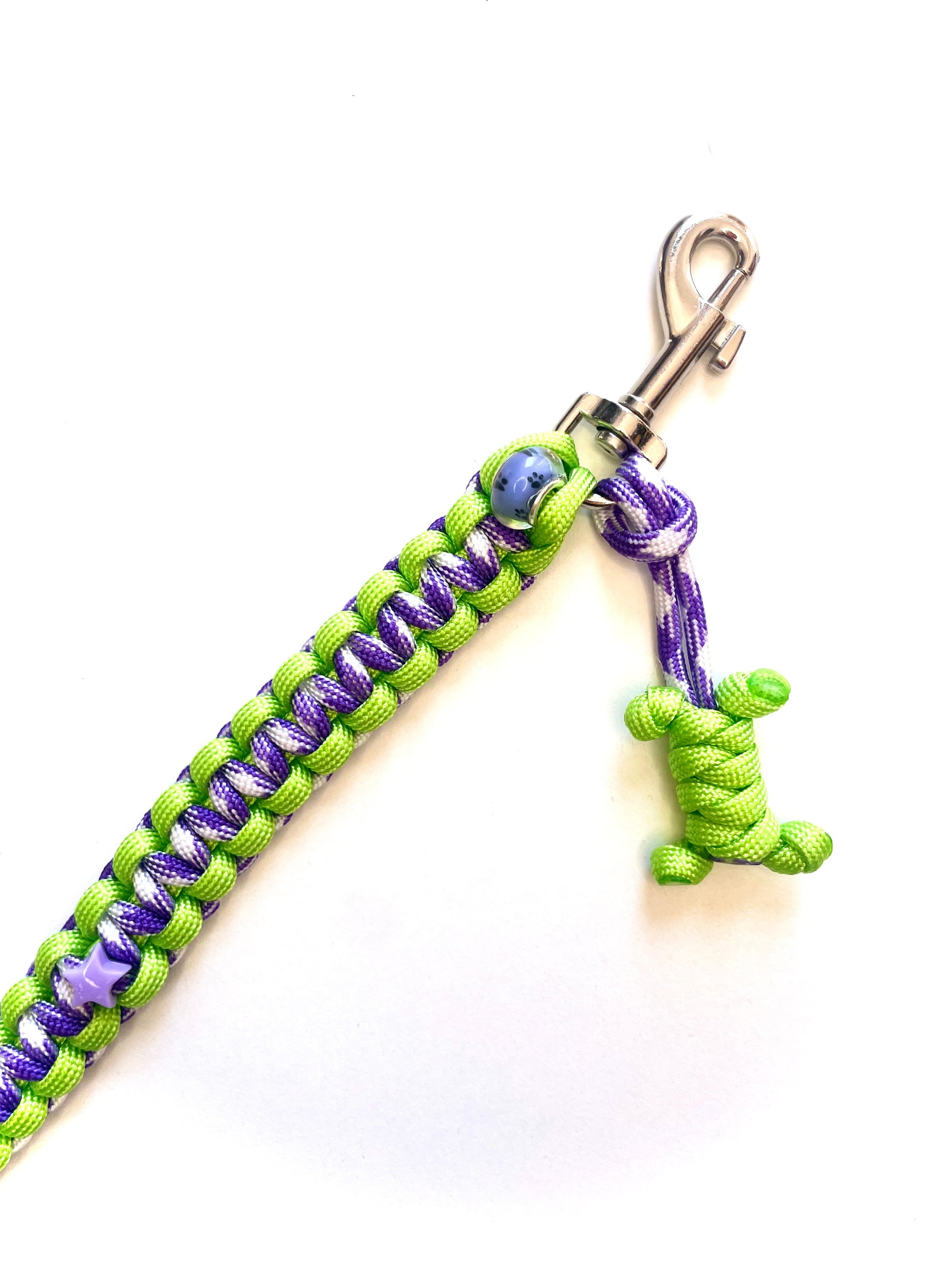 Laisse pour chien en paracorde faite main à Marseille - Zékia accessoires artisanaux