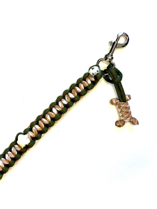 Laisse pour chien en paracorde faite main à Marseille - Zékia accessoires artisanaux