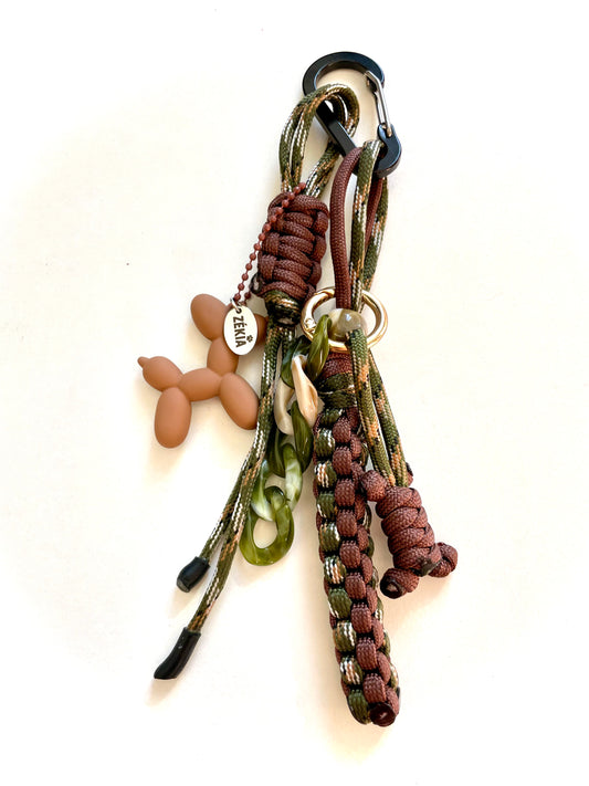 Porte Cles Charm Bijou de sac paracorde fait main artisanal marseille capsule fall terra link