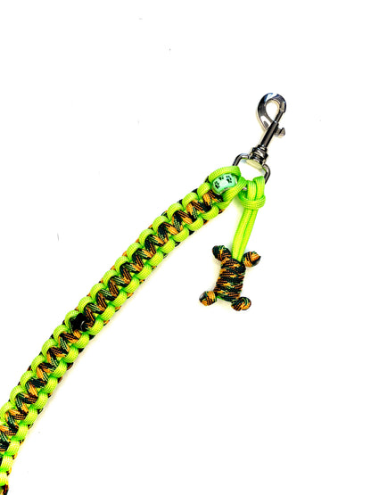 Laisse pour chien en paracorde faite main à Marseille - Zékia accessoires artisanaux