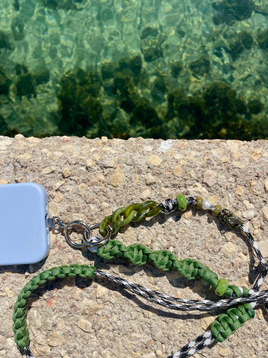 cordon telephone bandouliere vichy noir,blanc vert paracorde longueur ajustable fait main 