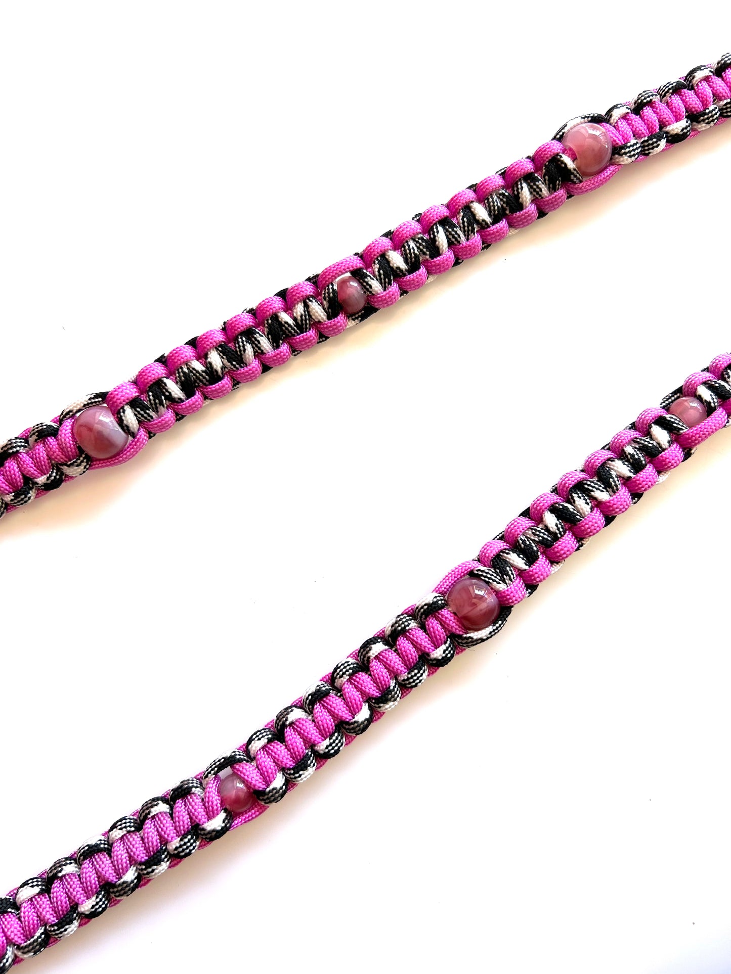 laisse chien balade paracorde solide fait main vichy noir blanc rose