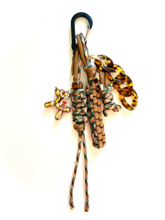 charm en paracorde bijou de sac fait main marseille marron bronze spirit capsule fall zekia