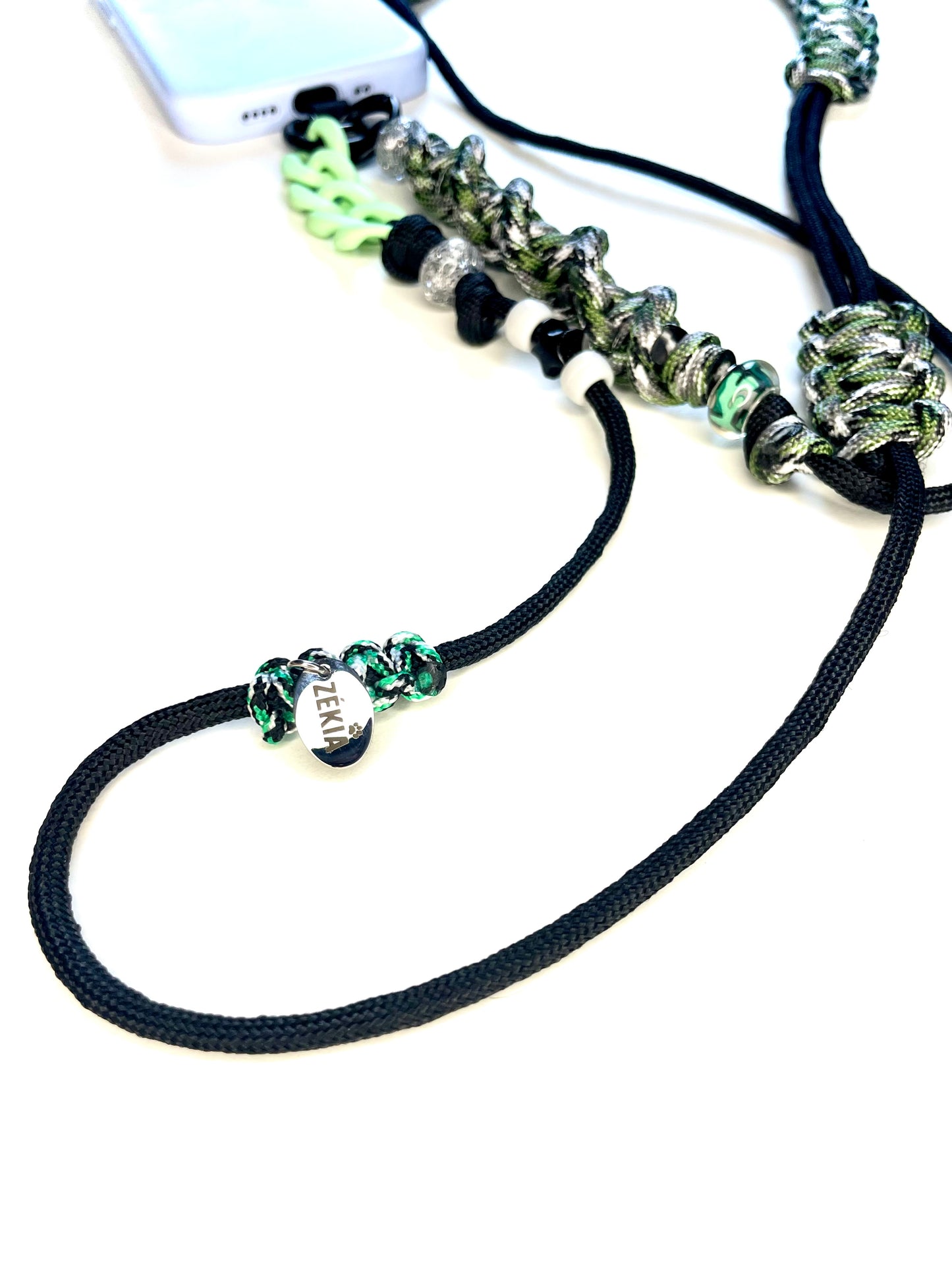 Cordon de telephone paracorde fait main a Marseille - zekia accessoires artisanaux