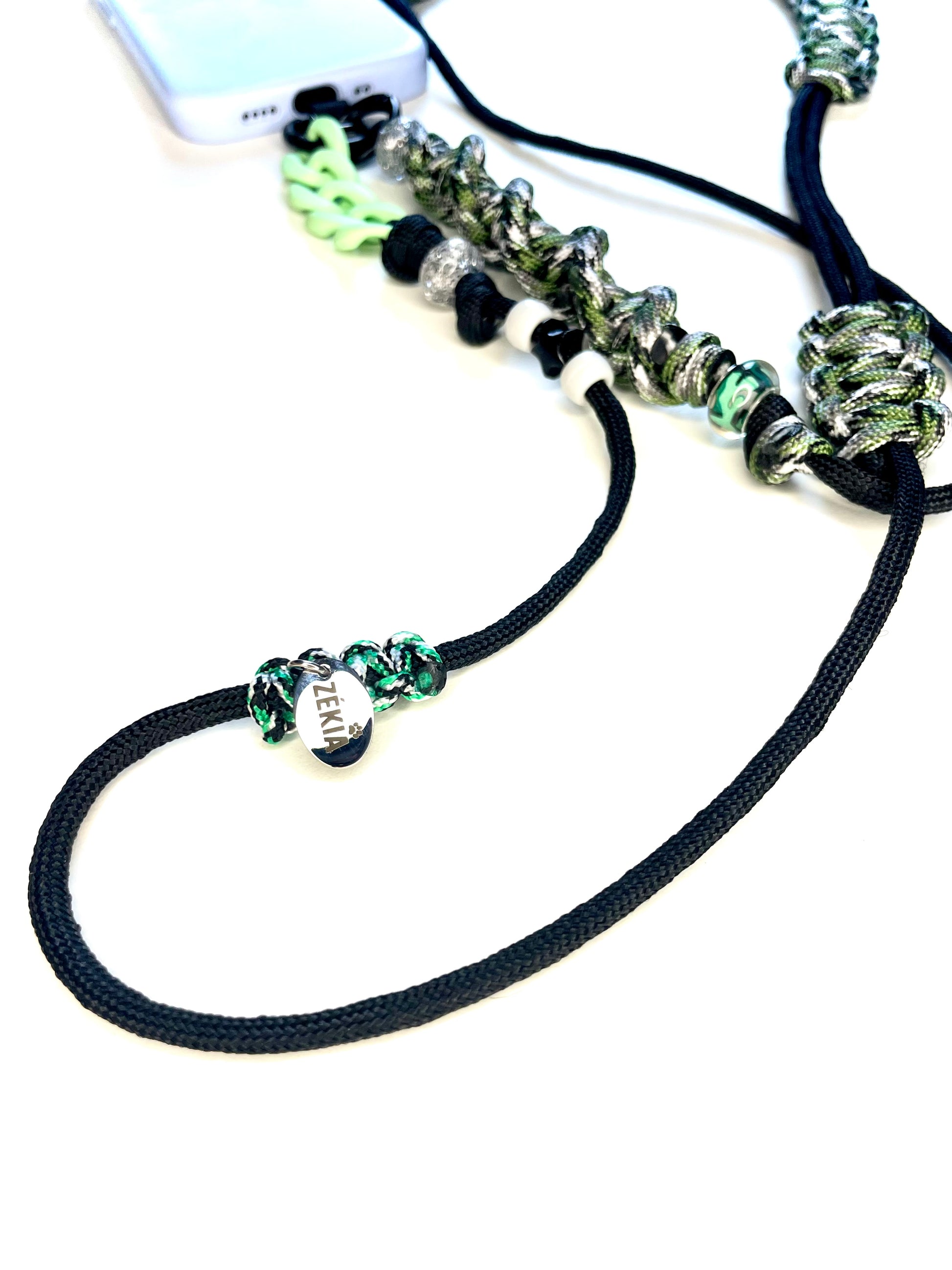 Cordon de telephone paracorde fait main a Marseille - zekia accessoires artisanaux