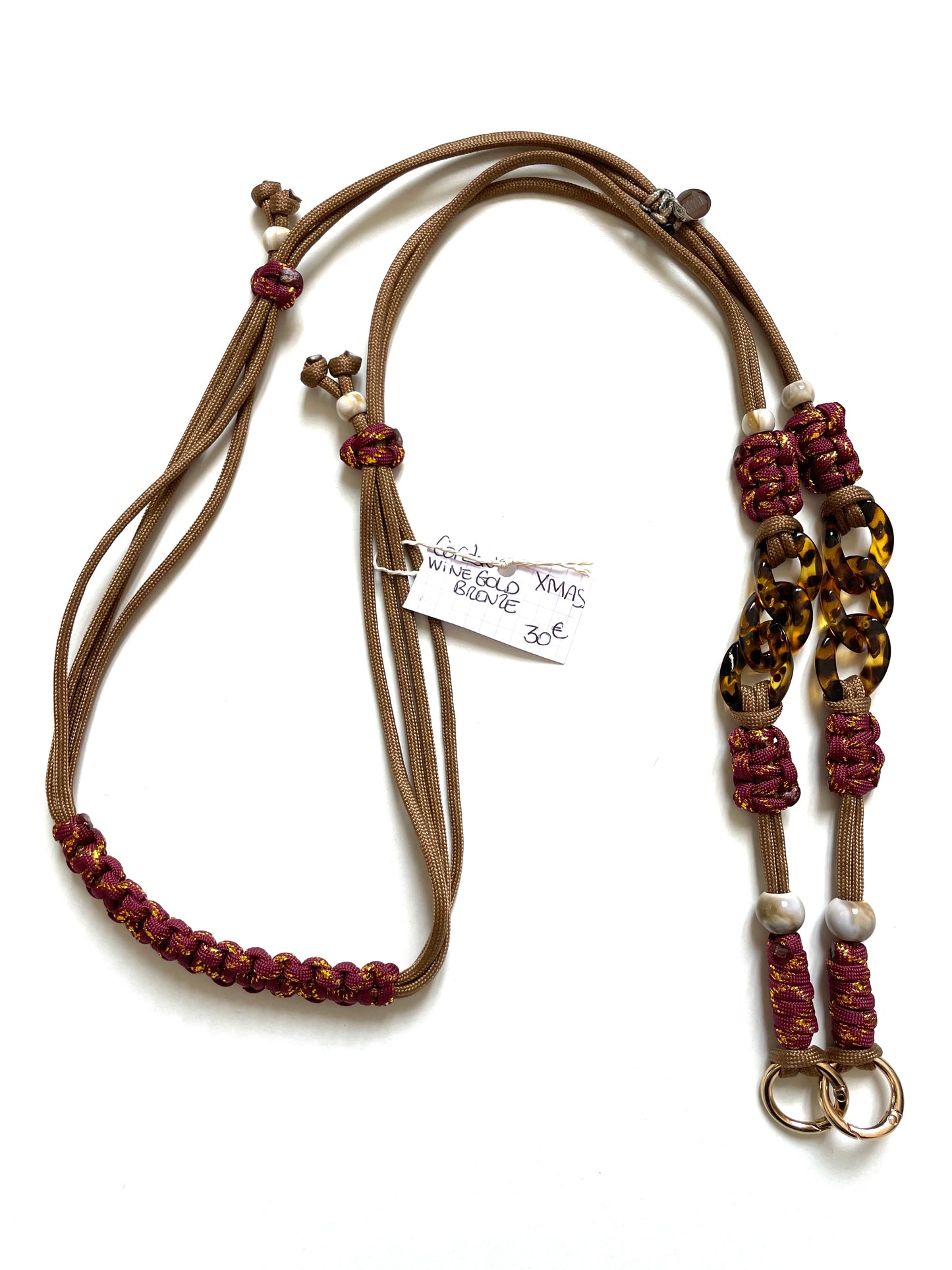 cordon telephone paracorde ajustable couleurs bordeaux dore  fait main marseille made in france accessoire bijou idée cadeau lanyard smartphone