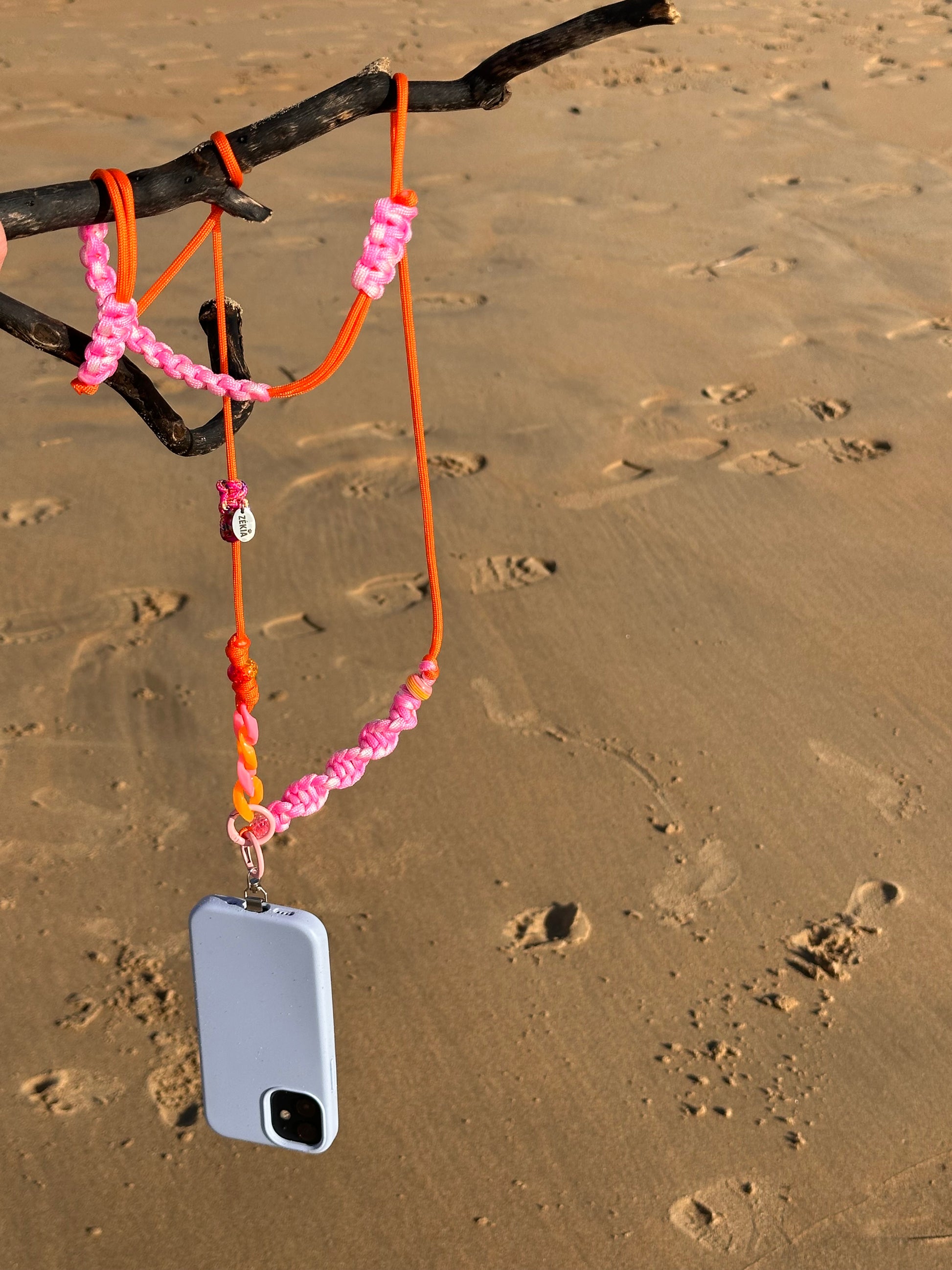 lanière de téléphone en paracorde solide ajustable, rose et orange. Fait main, France