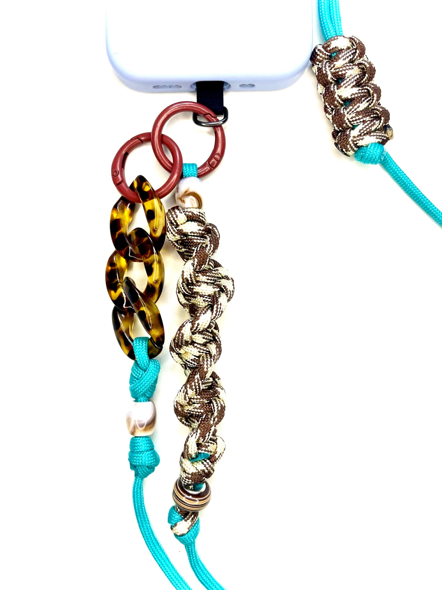 Cordon de telephone paracorde fait main a Marseille - zekia accessoires artisanaux