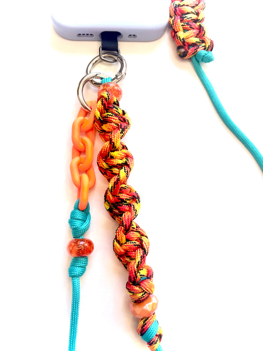 Cordon de telephone paracorde fait main a Marseille - zekia accessoires artisanaux