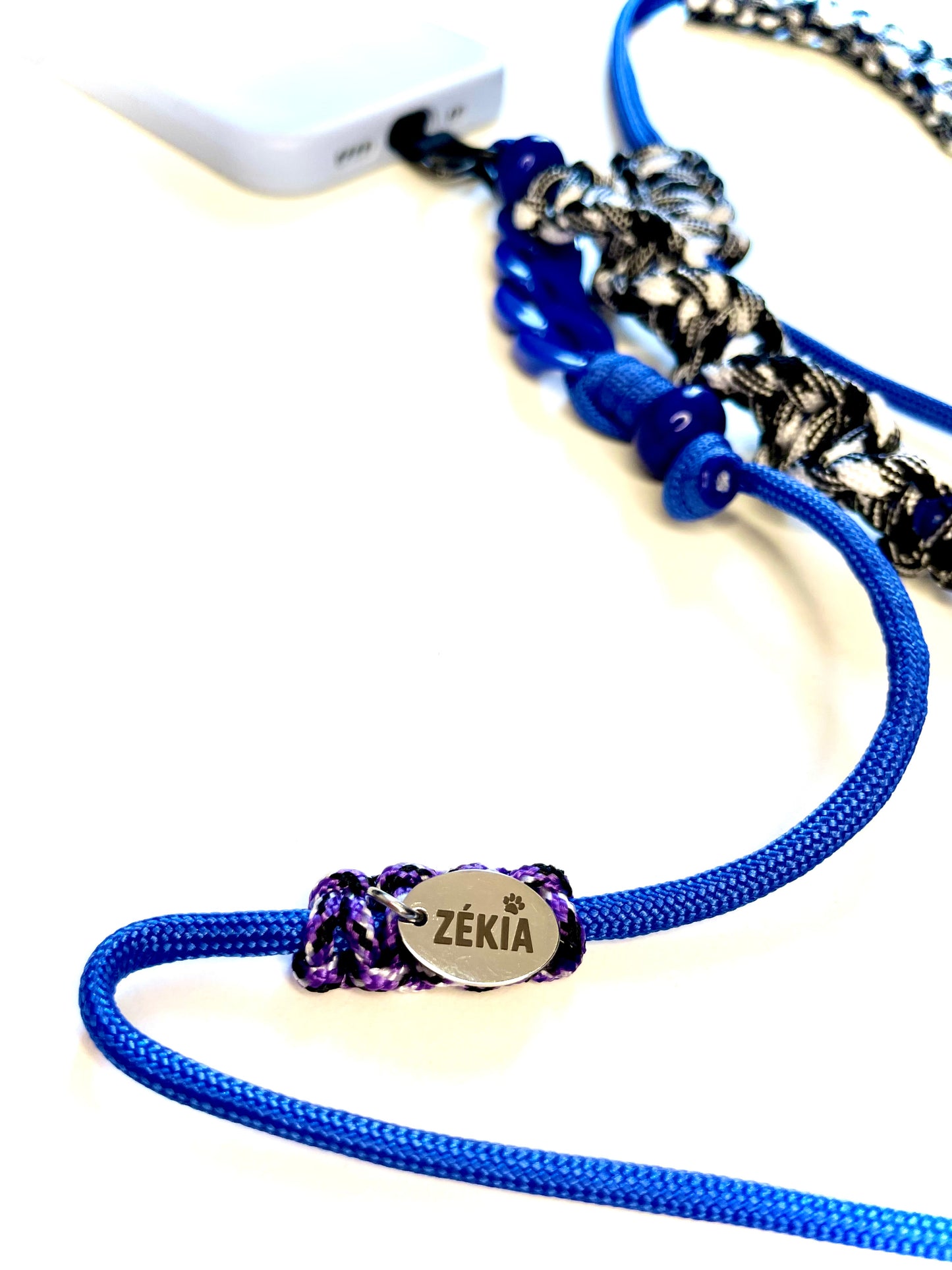 Cordon de telephone paracorde fait main a Marseille - zekia accessoires artisanaux