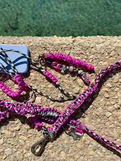 Laisse pour chien et cordon de téléphone assorti pour duo chien et humain. Fait main en paracorde solide à Marseille