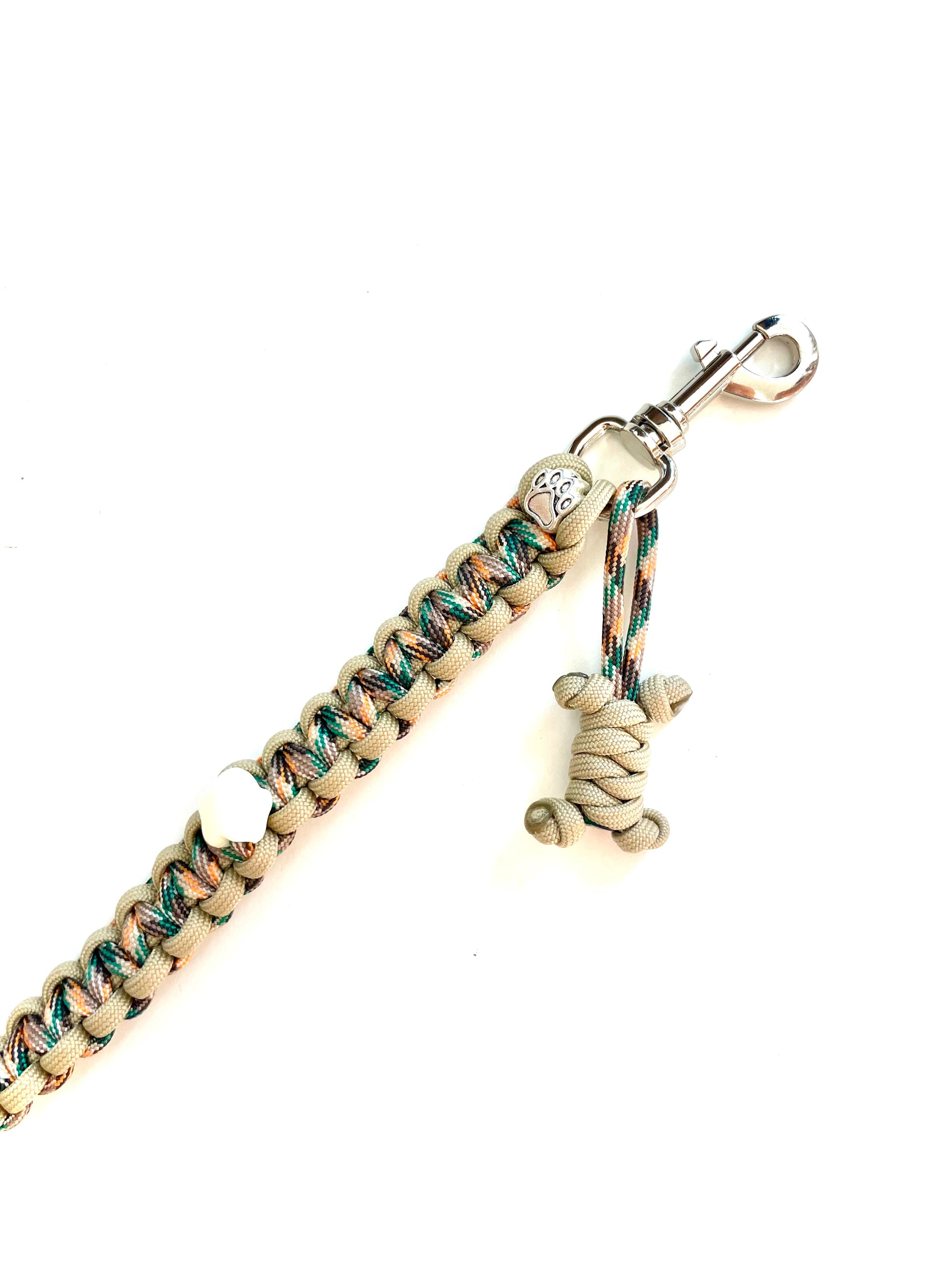 Laisse pour chien en paracorde faite main à Marseille - Zékia accessoires artisanaux