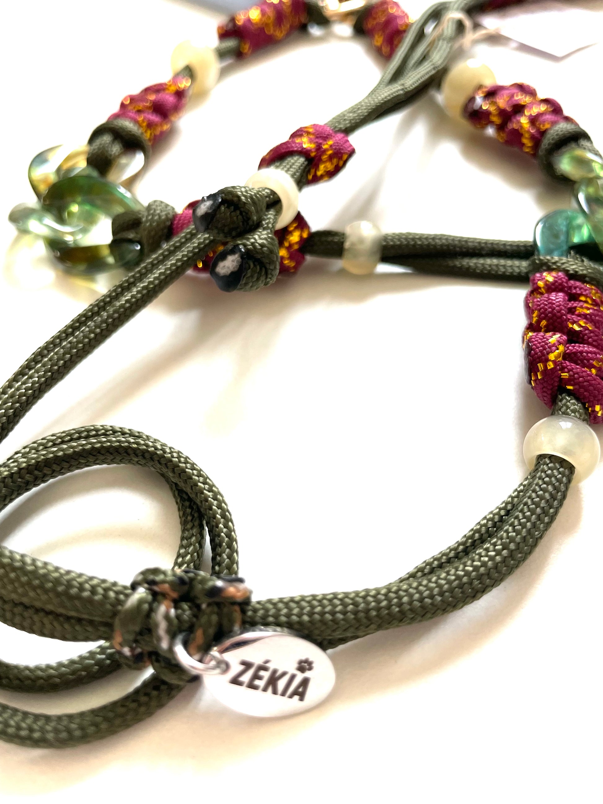 cordon telephone paracorde ajustable couleurs bordeaux dore kaki fait main marseille made in france accessoire bijou idée cadeau lanyard smartphone